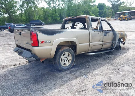 2005 Chevrolet Silverado 1500 Z71 из США, поврежденный, VIN 1GCEK19B65E260861